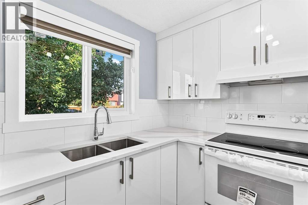 77 Martinbrook Road NE - 8