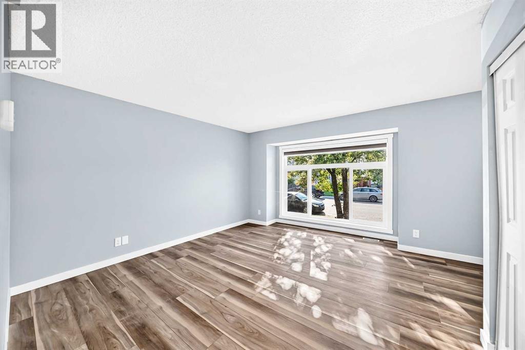 77 Martinbrook Road NE - 16