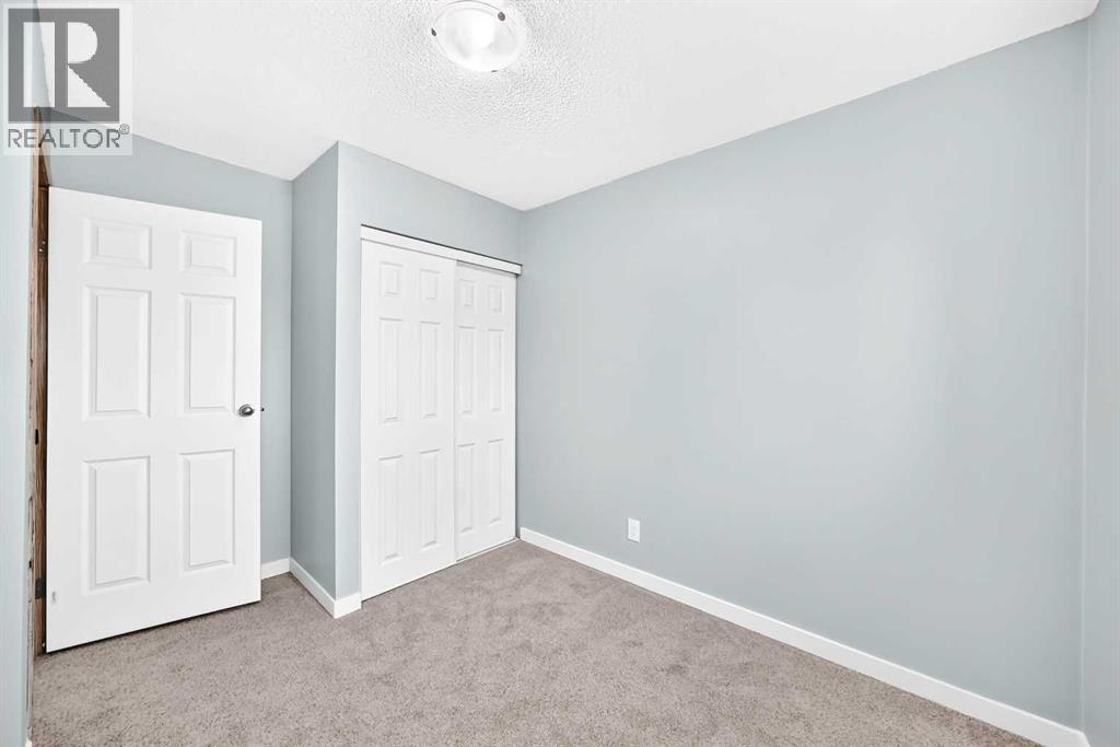 77 Martinbrook Road NE - 24