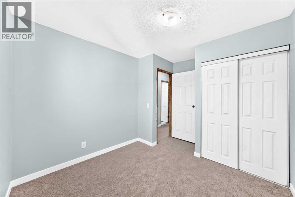 77 Martinbrook Road NE - 29