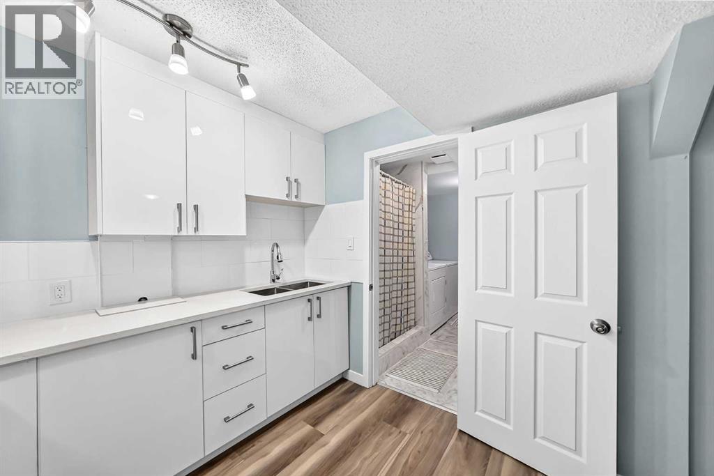 77 Martinbrook Road NE - 39
