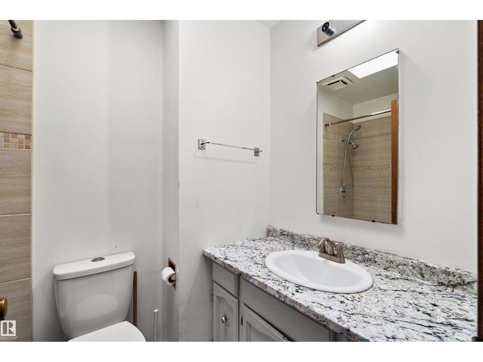 8723 81 AV NW - Image 13