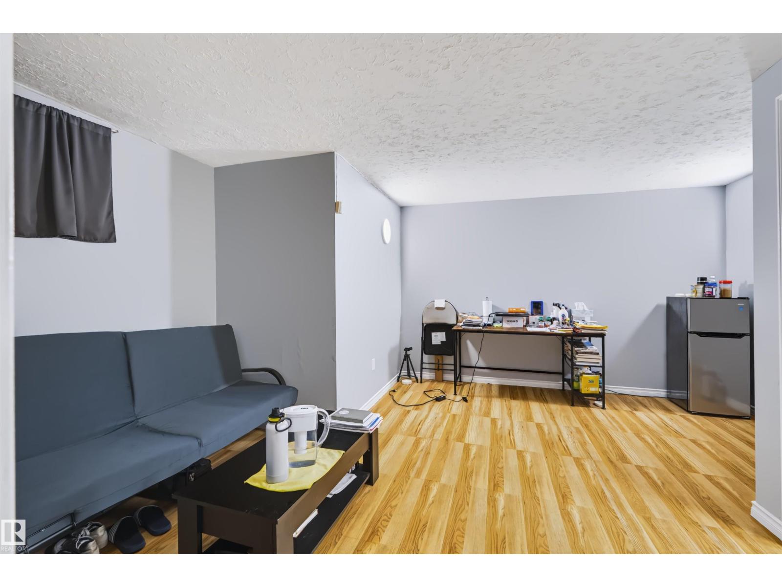 8723 81 AV NW - Image 20
