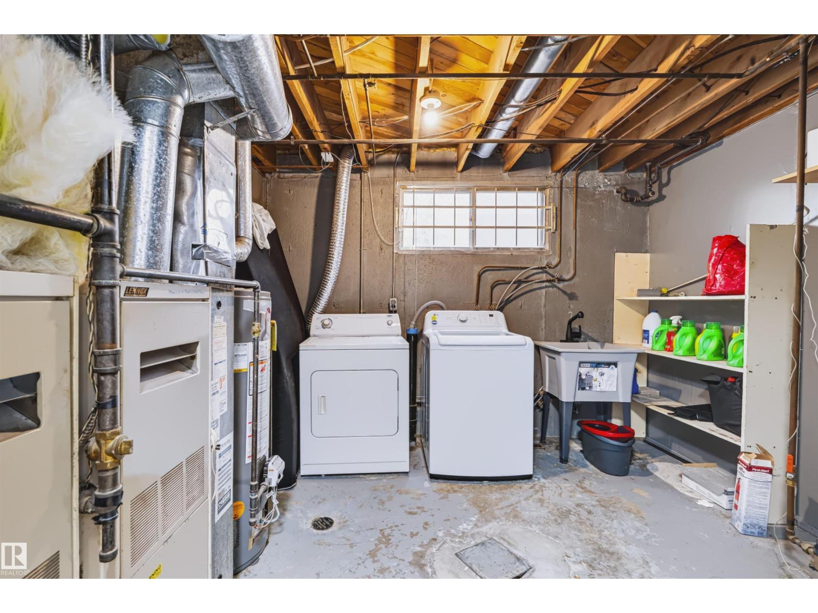 8723 81 AV NW - 22