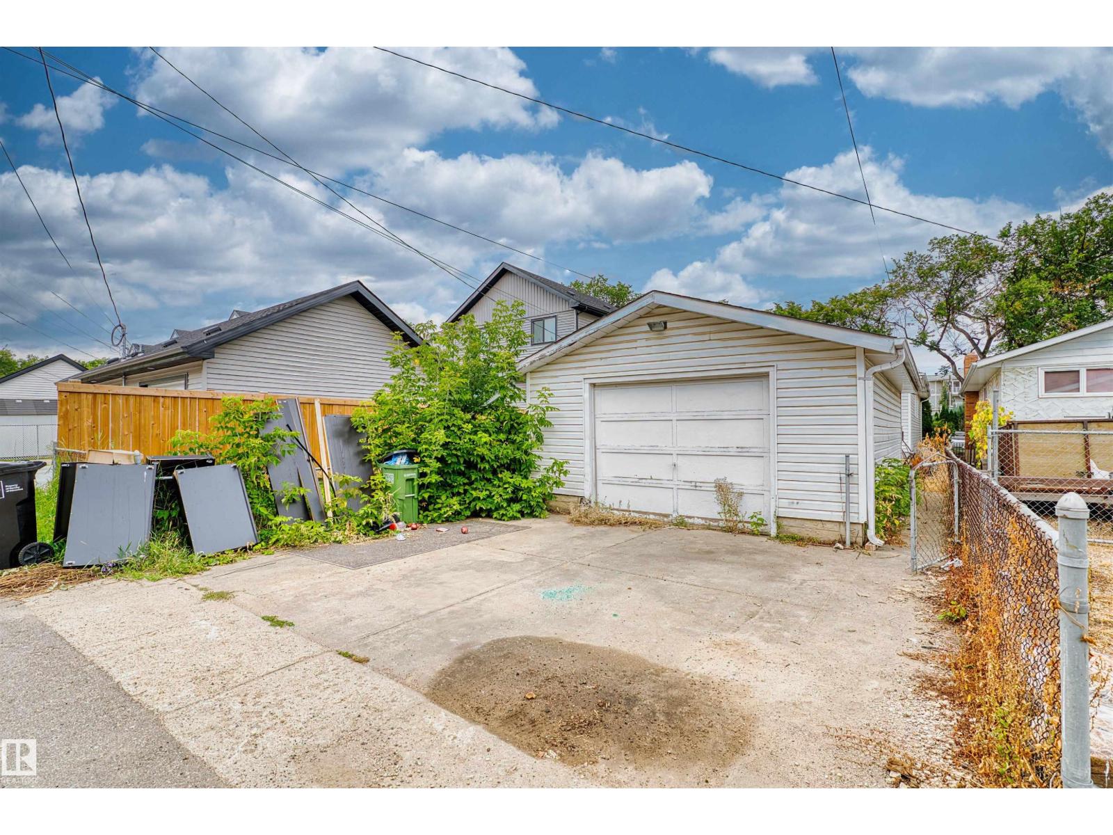 8723 81 AV NW - Image 30