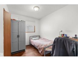 8723 81 Av Nw, Edmonton, AB T6C0W5 Photo 12