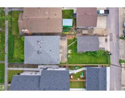 8723 81 Av Nw, Edmonton, AB T6C0W5 Photo 31