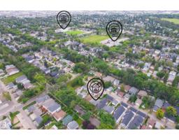 8723 81 Av Nw, Edmonton, AB T6C0W5 Photo 33