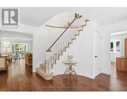 Foyer - 49 Falling Leaf Court, Aurora, ON L4G6K6 Photo 11