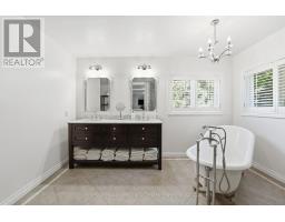 49 Falling Leaf Court, Aurora, ON L4G6K6 Photo 29