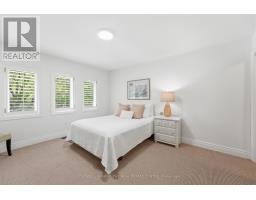 49 Falling Leaf Court, Aurora, ON L4G6K6 Photo 32