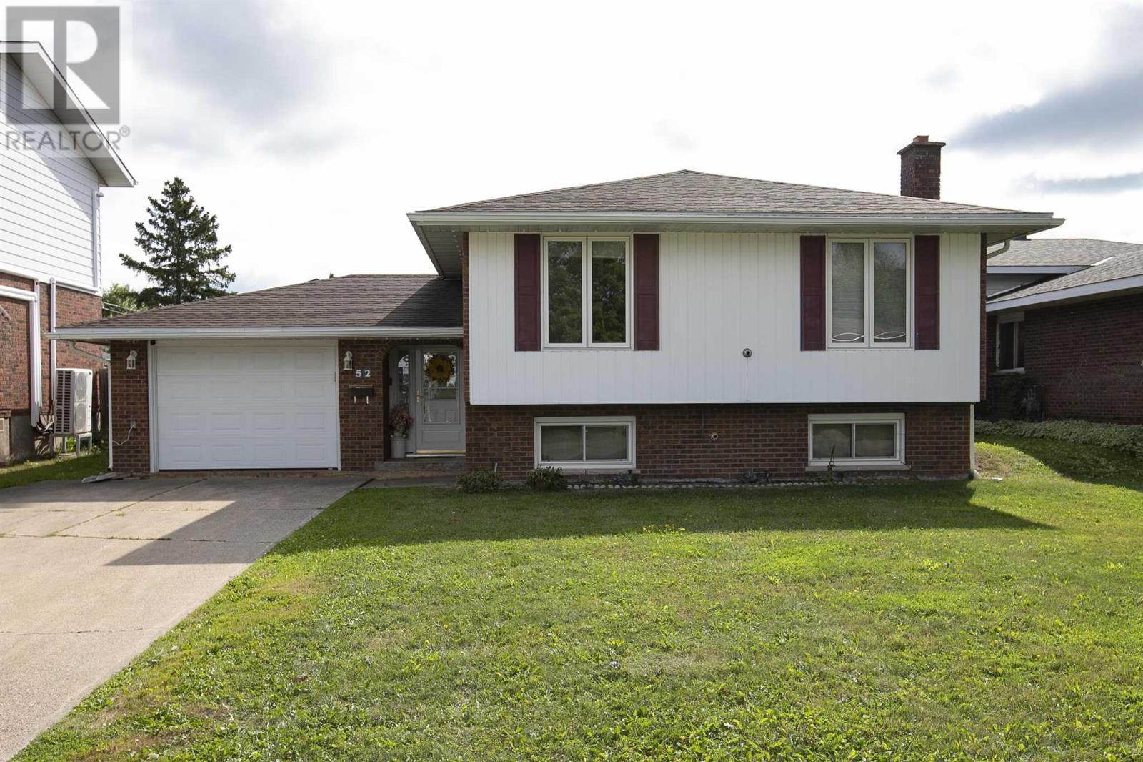 52 Danby RD - 1