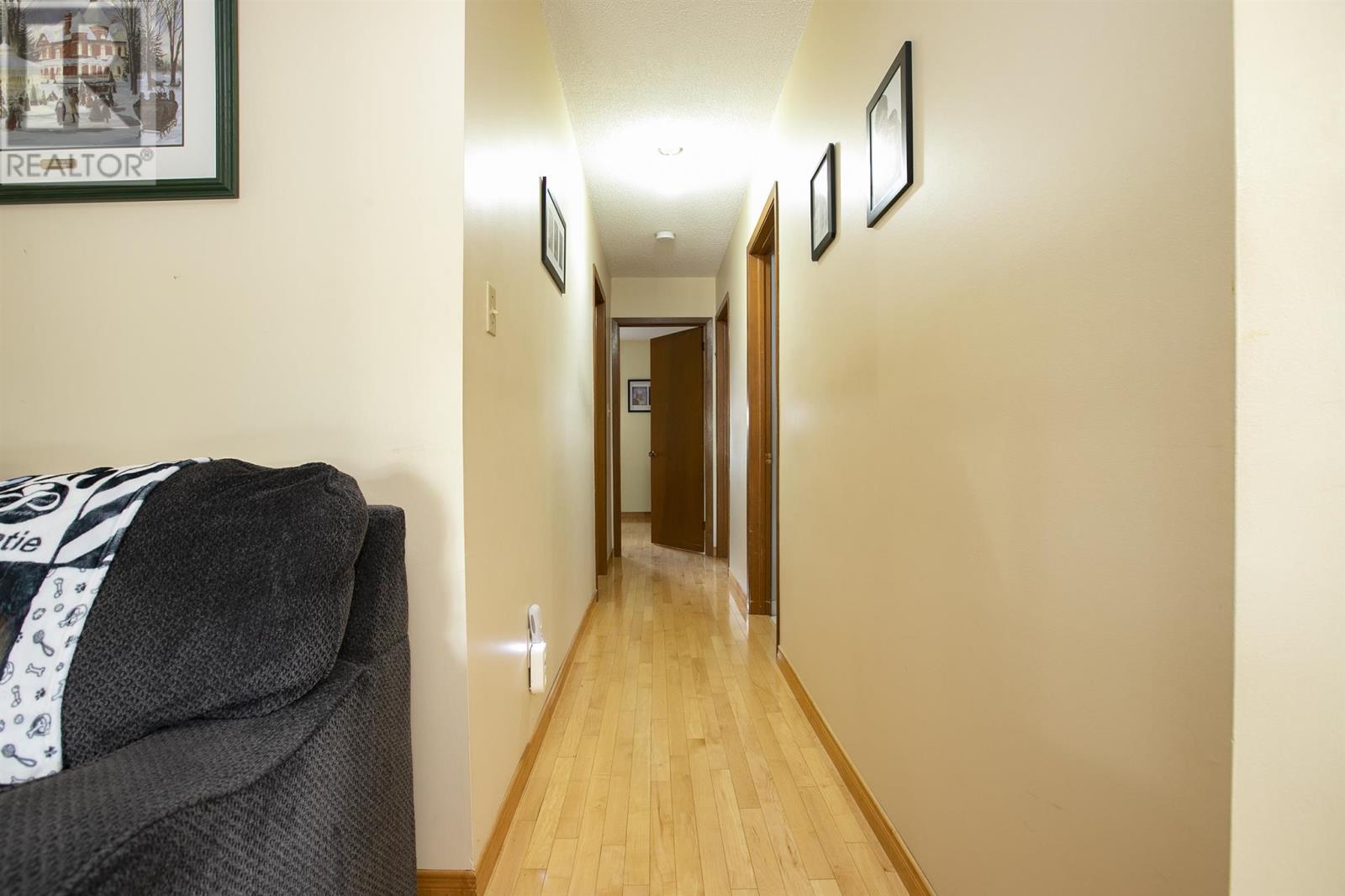 52 Danby RD - Image 30