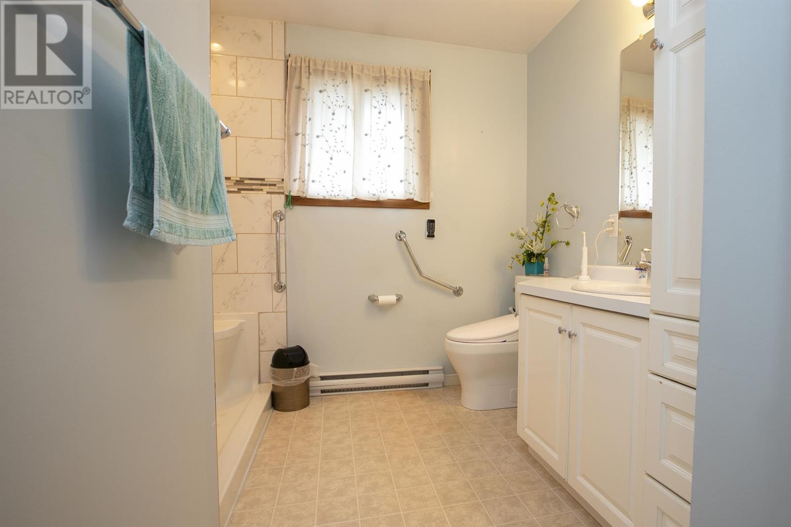 52 Danby RD - 31