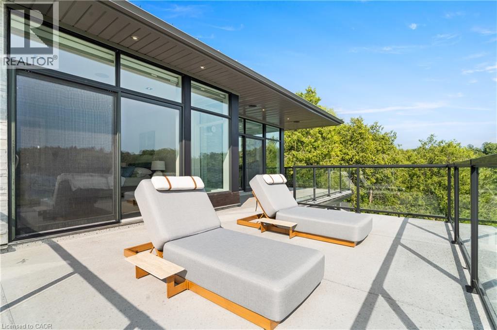 29 TALLWOOD Drive - Image 31