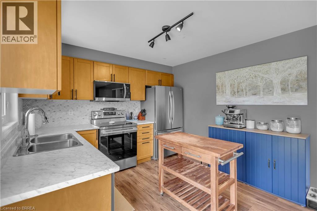 30 STOWE Terrace - Image 11