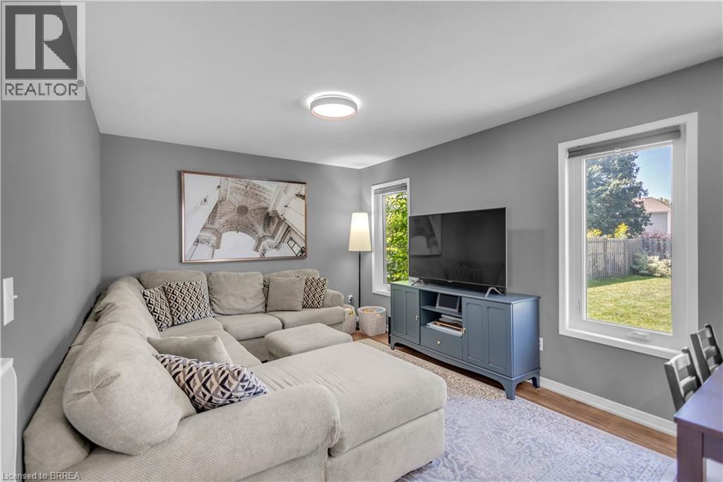30 STOWE Terrace - Image 14