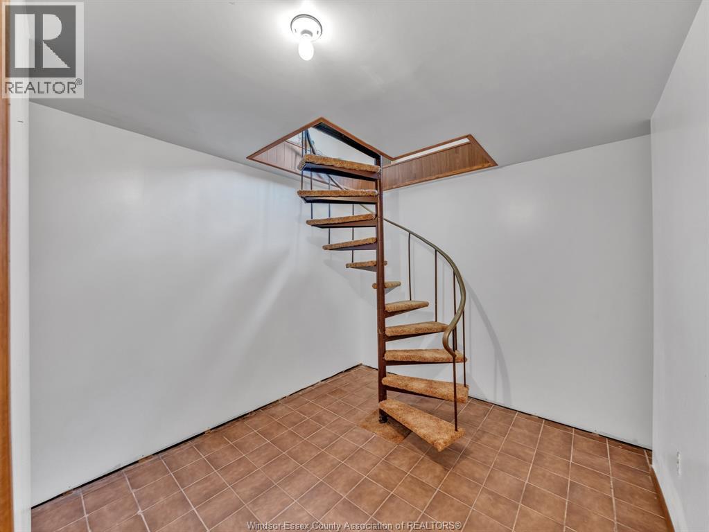 770 MAPLE AVENUE - Image 44