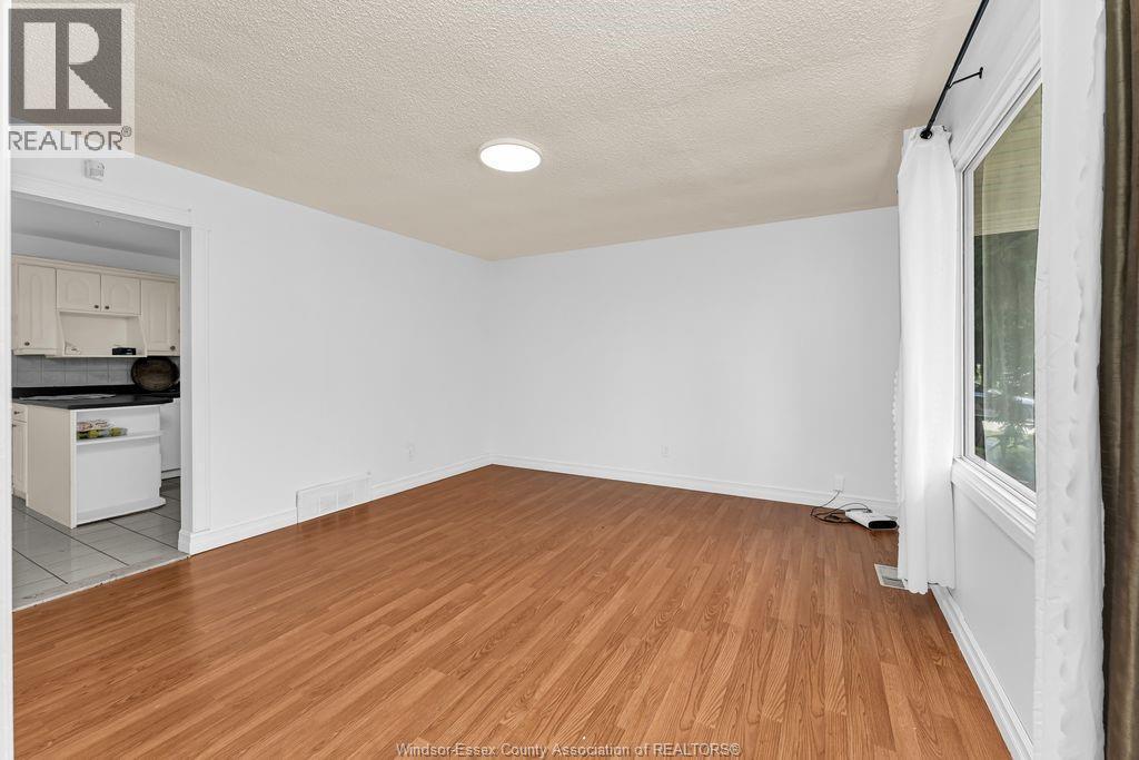 3150 FOREST GLADE - Image 11