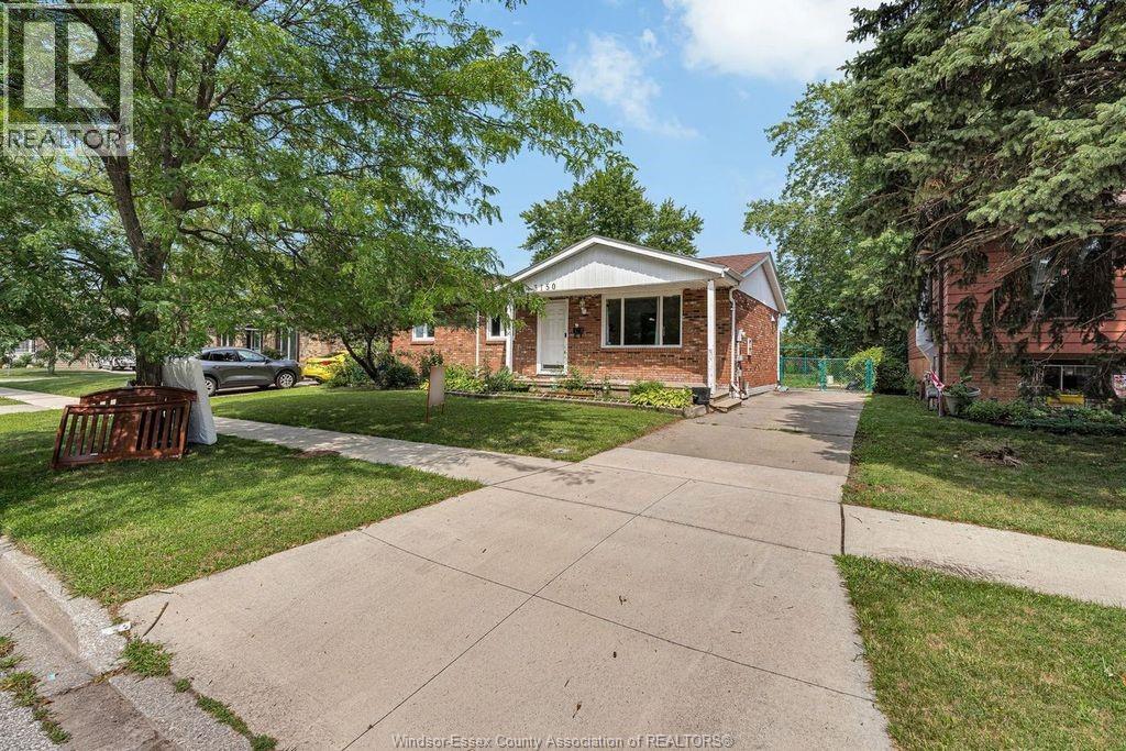 3150 FOREST GLADE - 2
