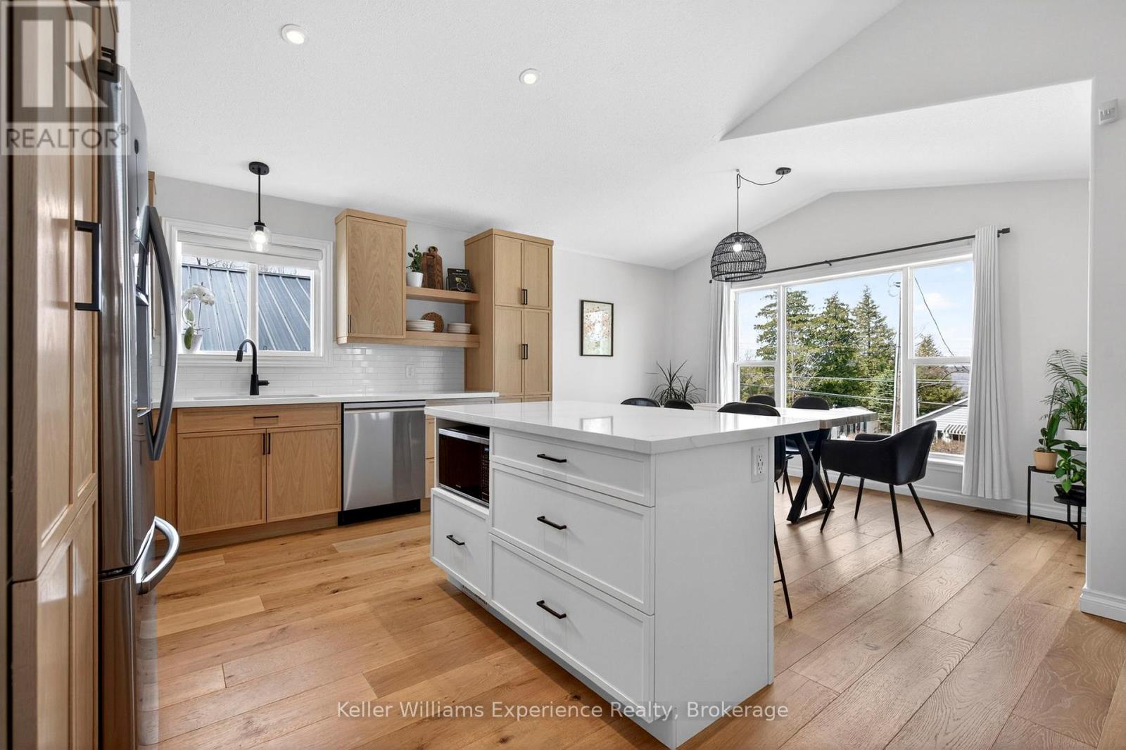 75 HOYT AVENUE - Image 3