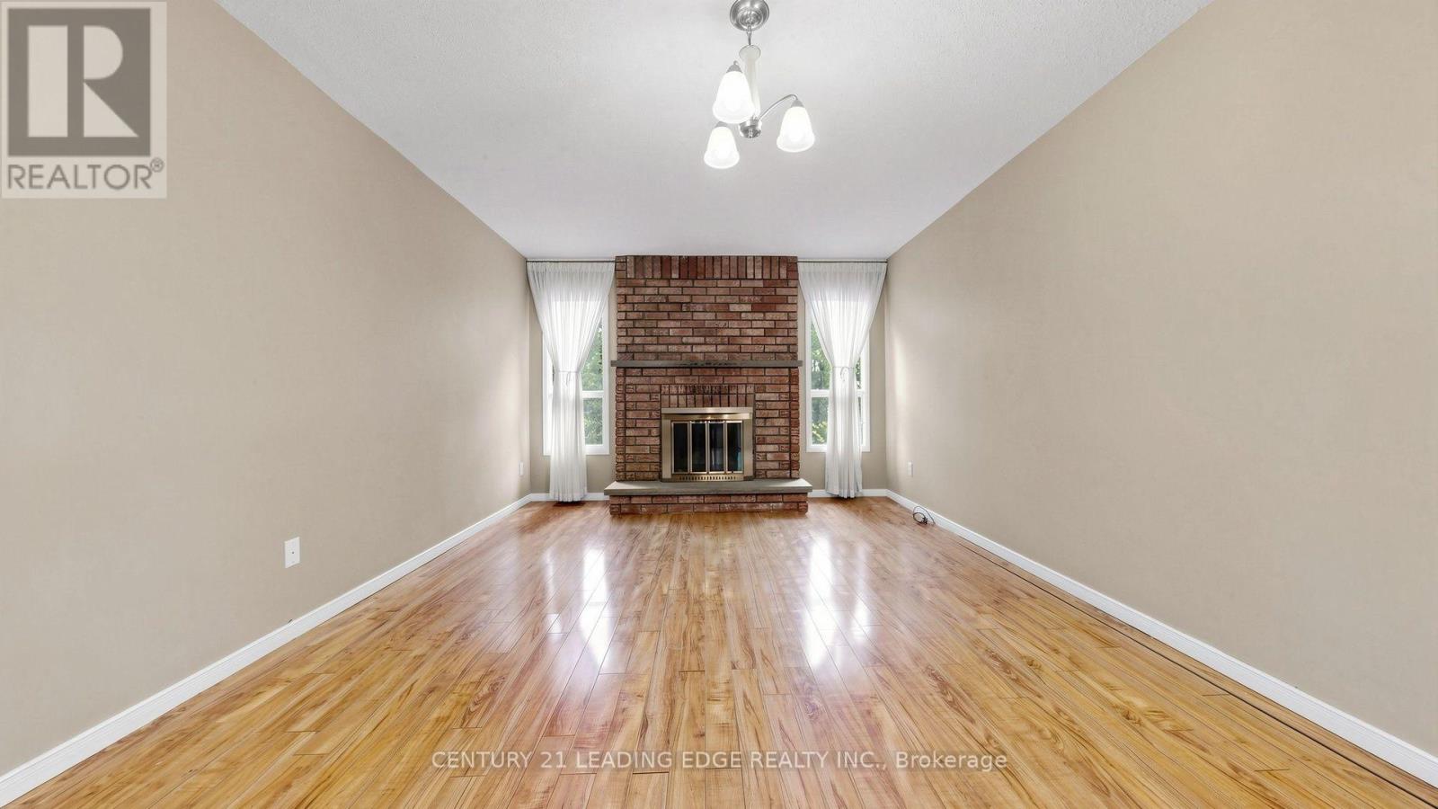 9 COATES CRESCENT - 11