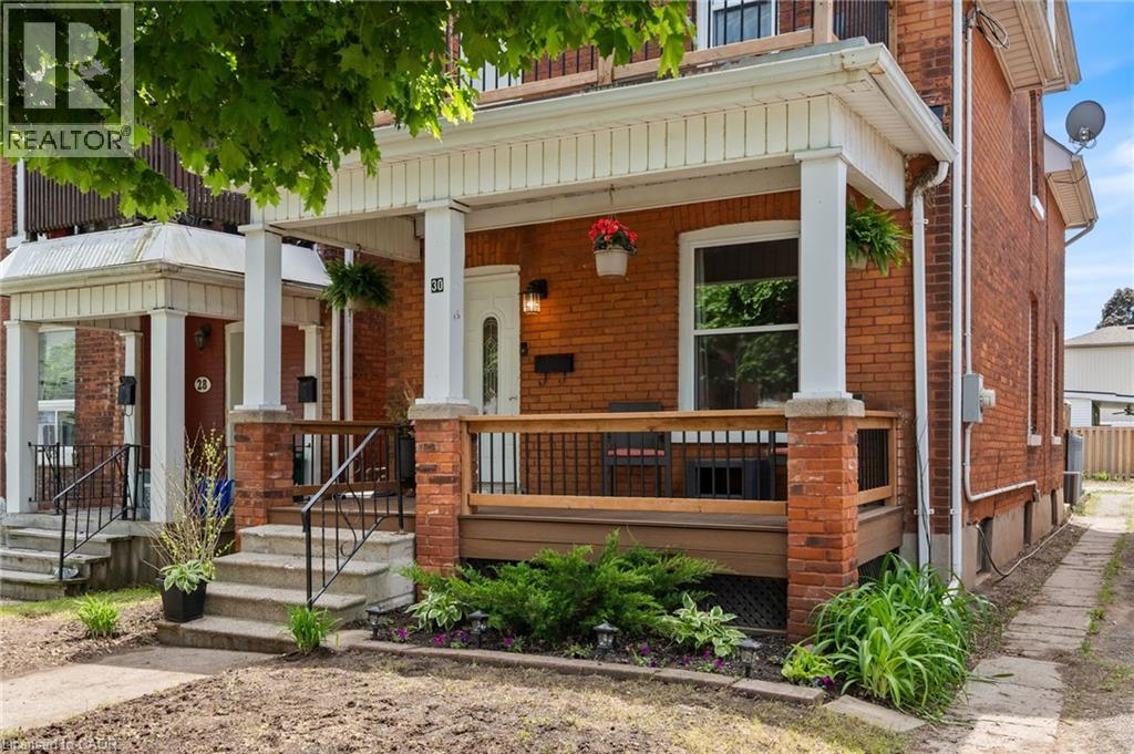 30 DUNDAS Street - 2