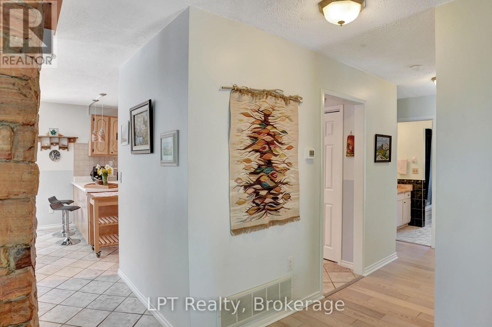 42 WILLIAM COURT - Image 13