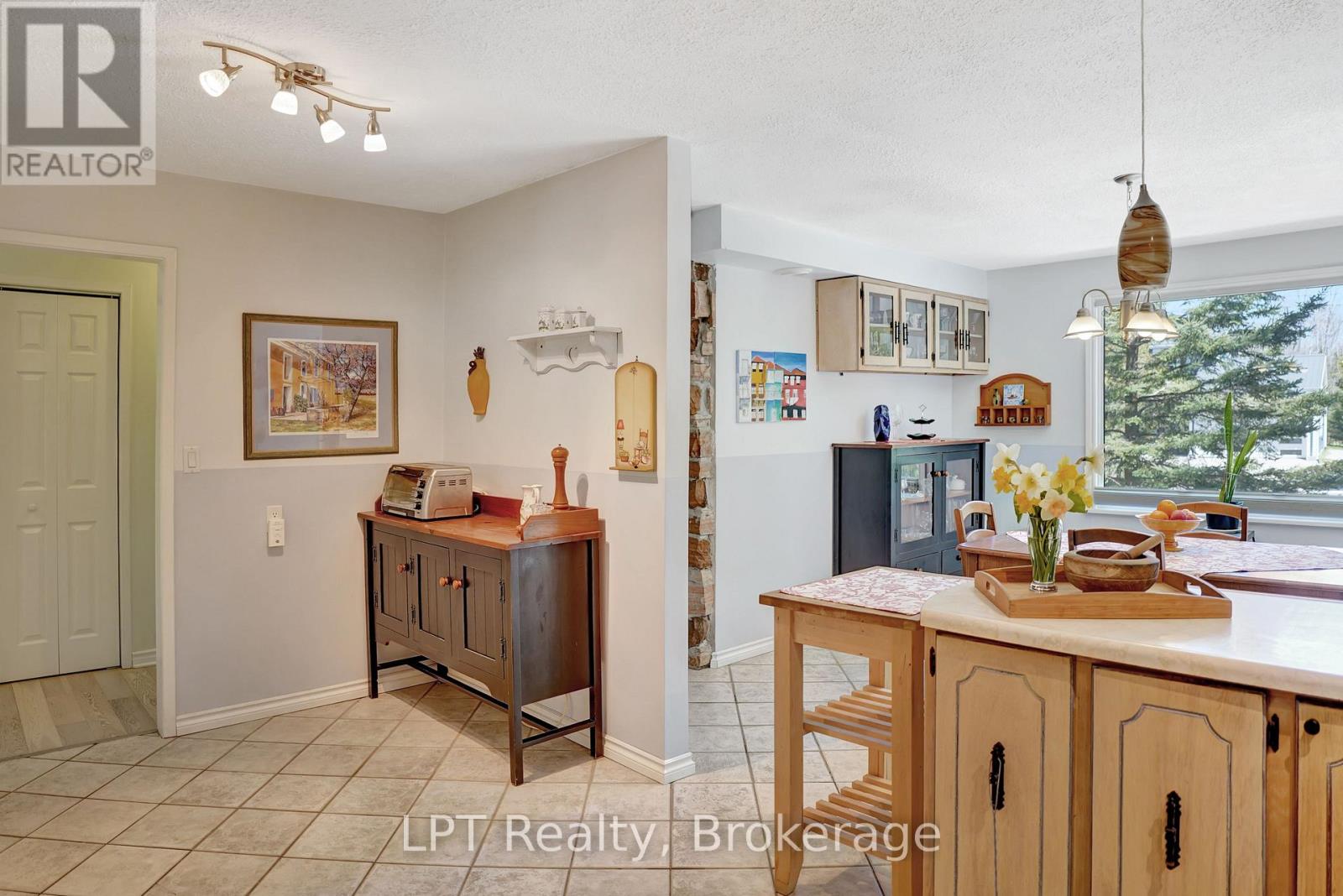 42 WILLIAM COURT - Image 19