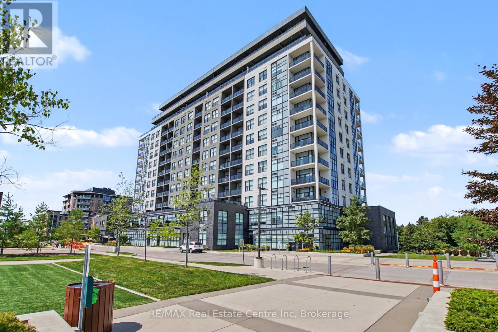 #401 1878 GORDON STREET - 1