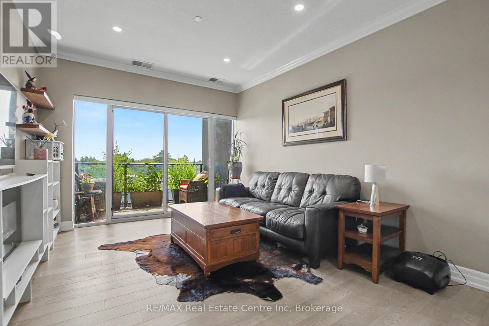#401 1878 GORDON STREET - Image 12