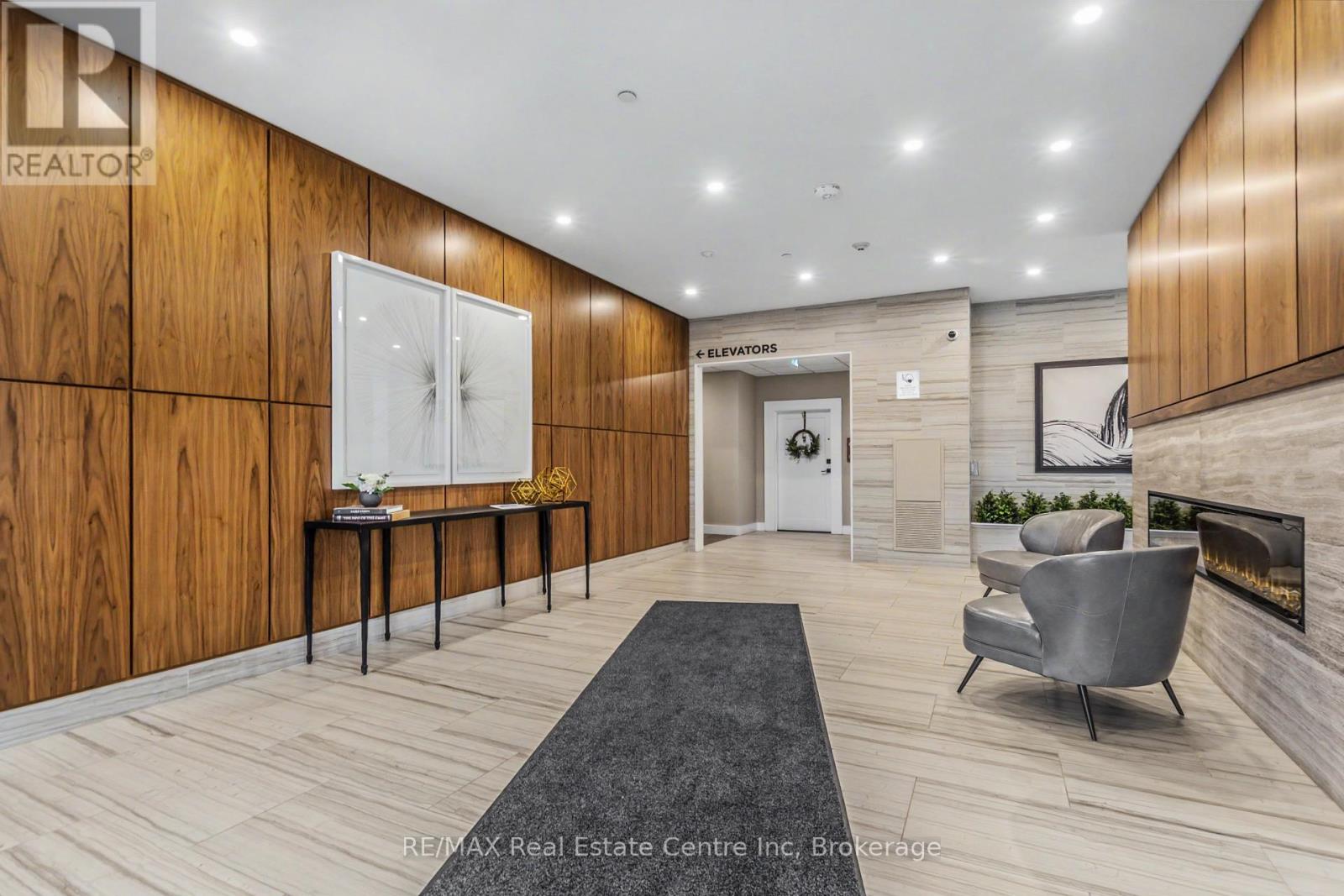 #401 1878 GORDON STREET - 26