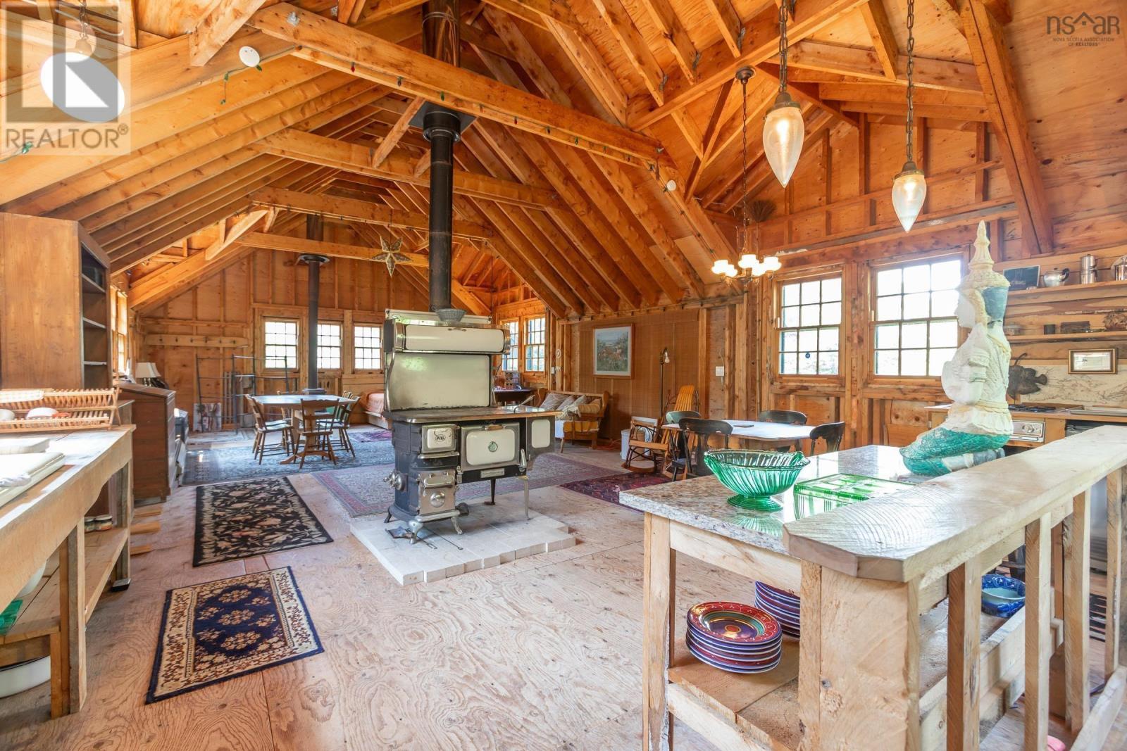 Property 24 of 30 of 7656 Shore Road W