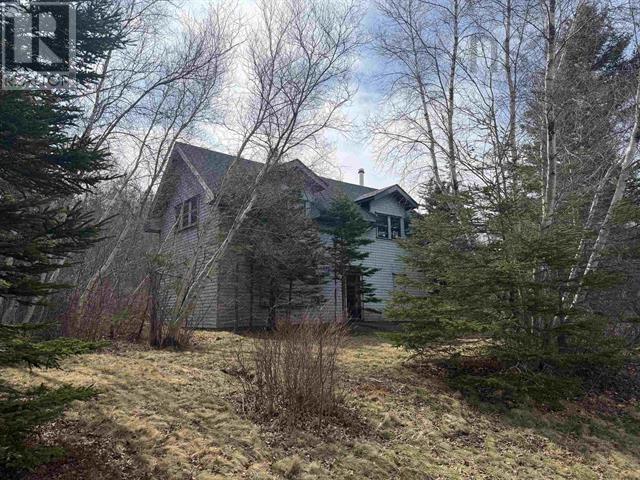 7656 Shore Road W - 31
