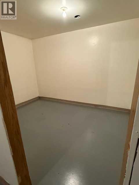 10323 98 Avenue - Image 24
