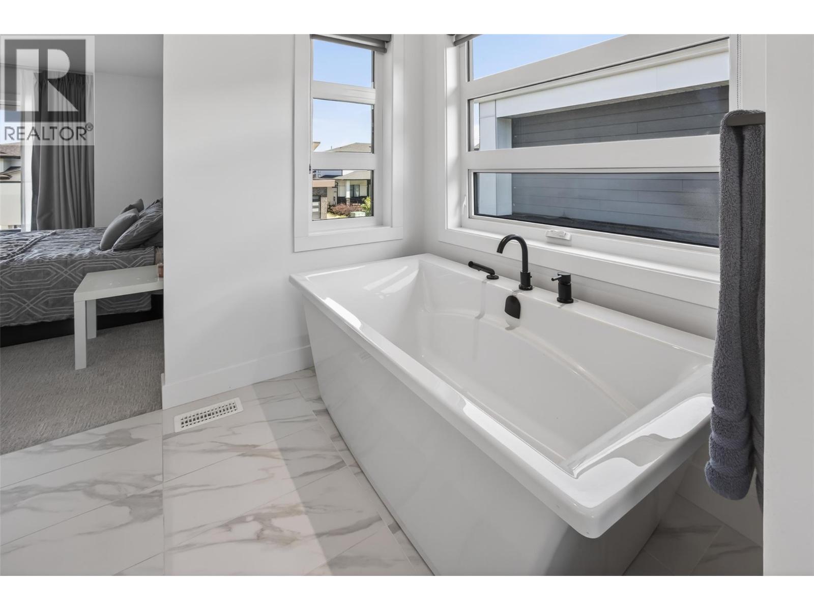 1265 Ponds Avenue, Kelowna