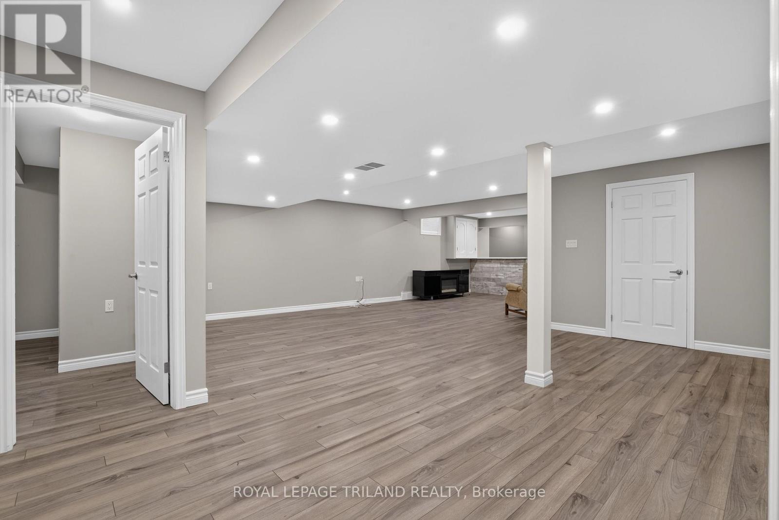 52 ILDERBROOK CIRCLE - Image 31
