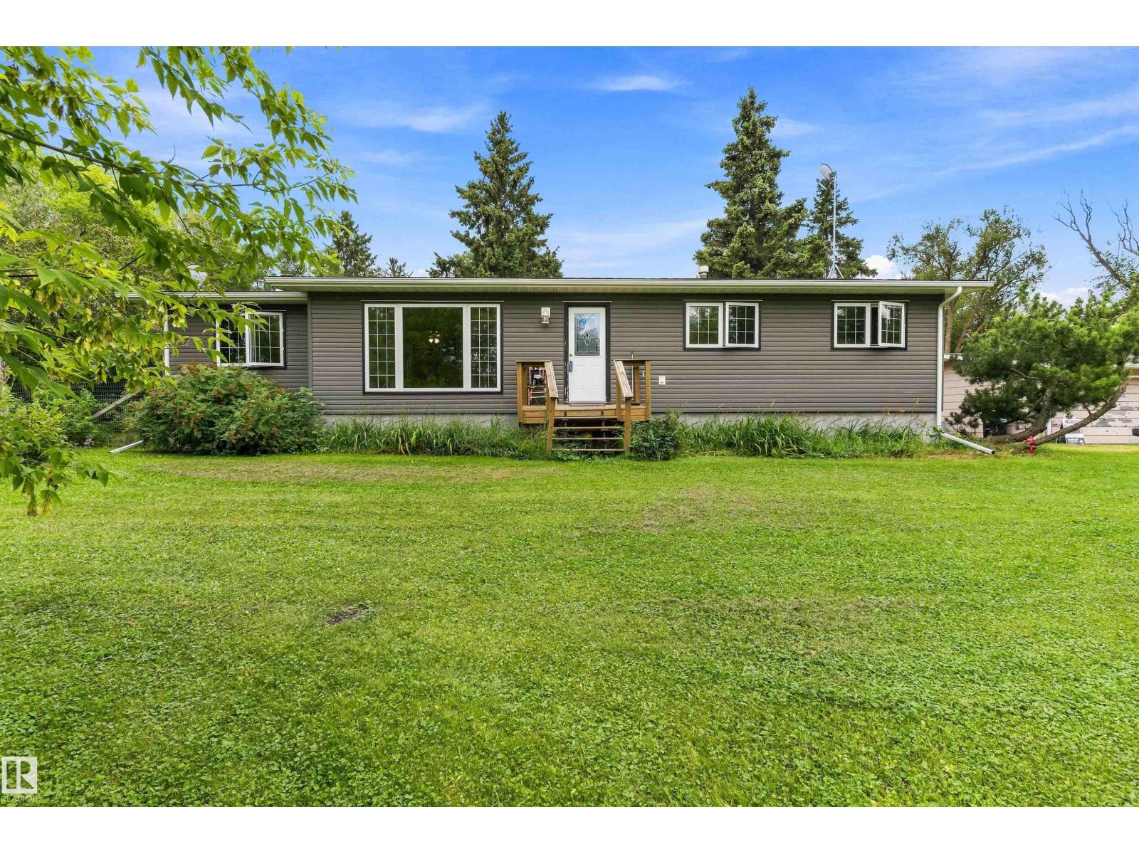 #37 53431 RGE ROAD 221 - 1