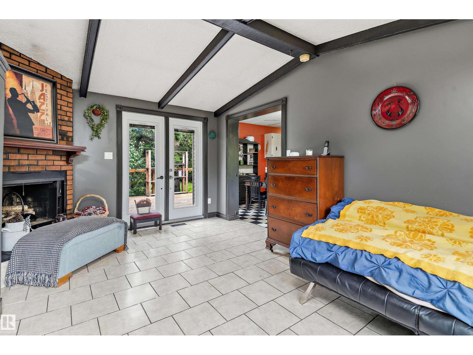 #37 53431 RGE ROAD 221 - 37
