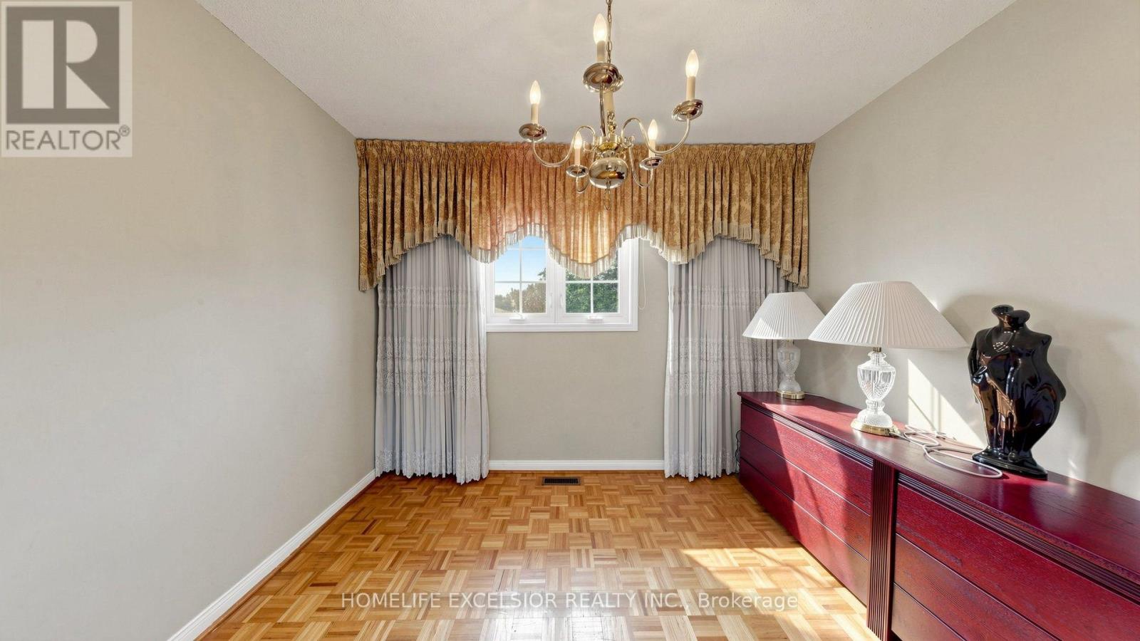 190 RAYMERVILLE DRIVE - 33