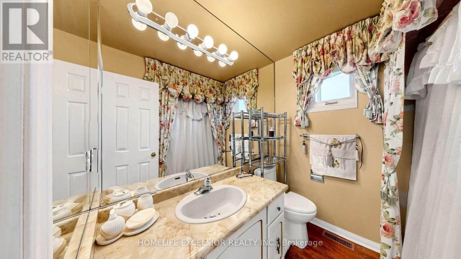 190 RAYMERVILLE DRIVE - Image 39