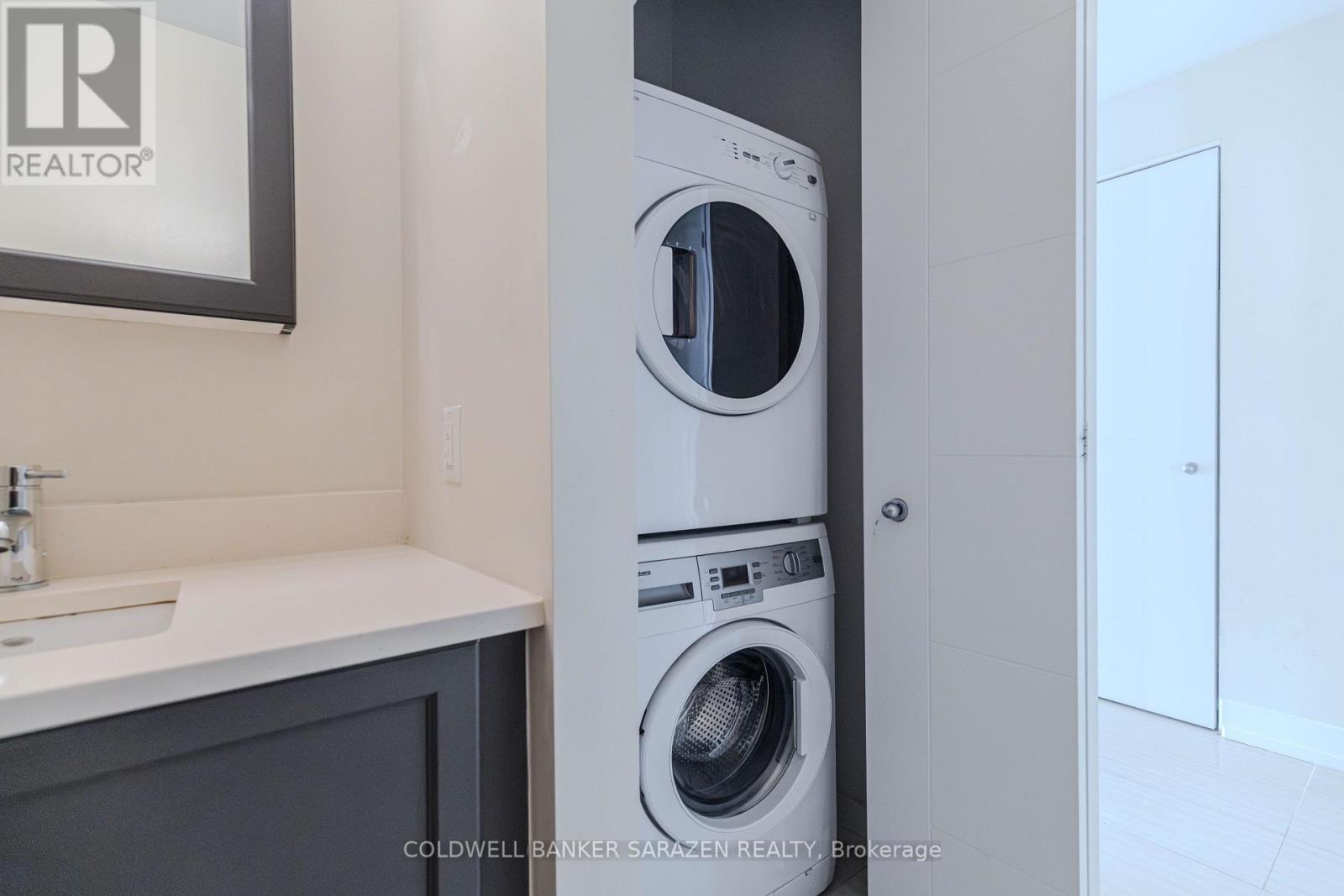 #1407 40 NEPEAN STREET - Image 35