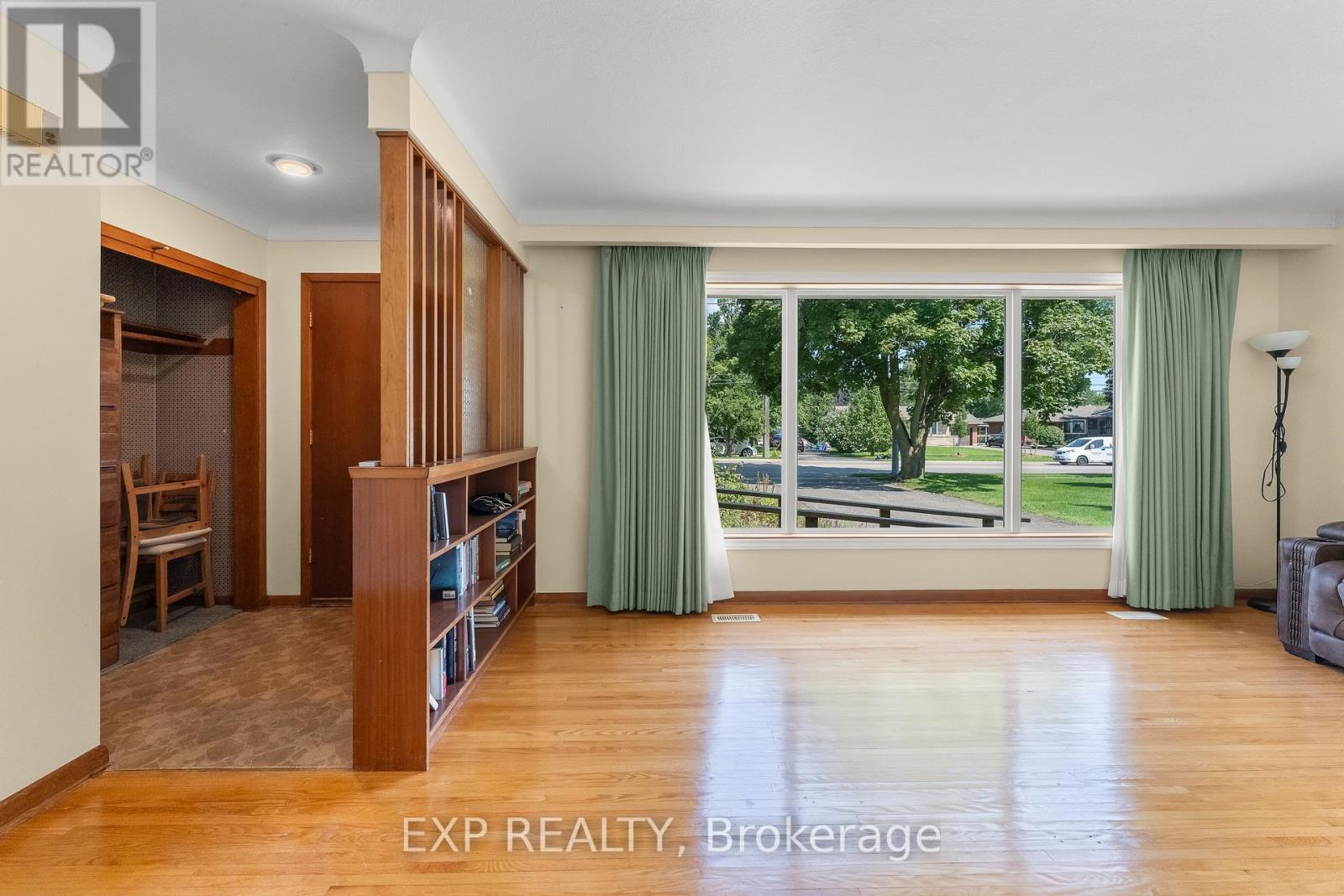 186A LAKESHORE ROAD - Image 11