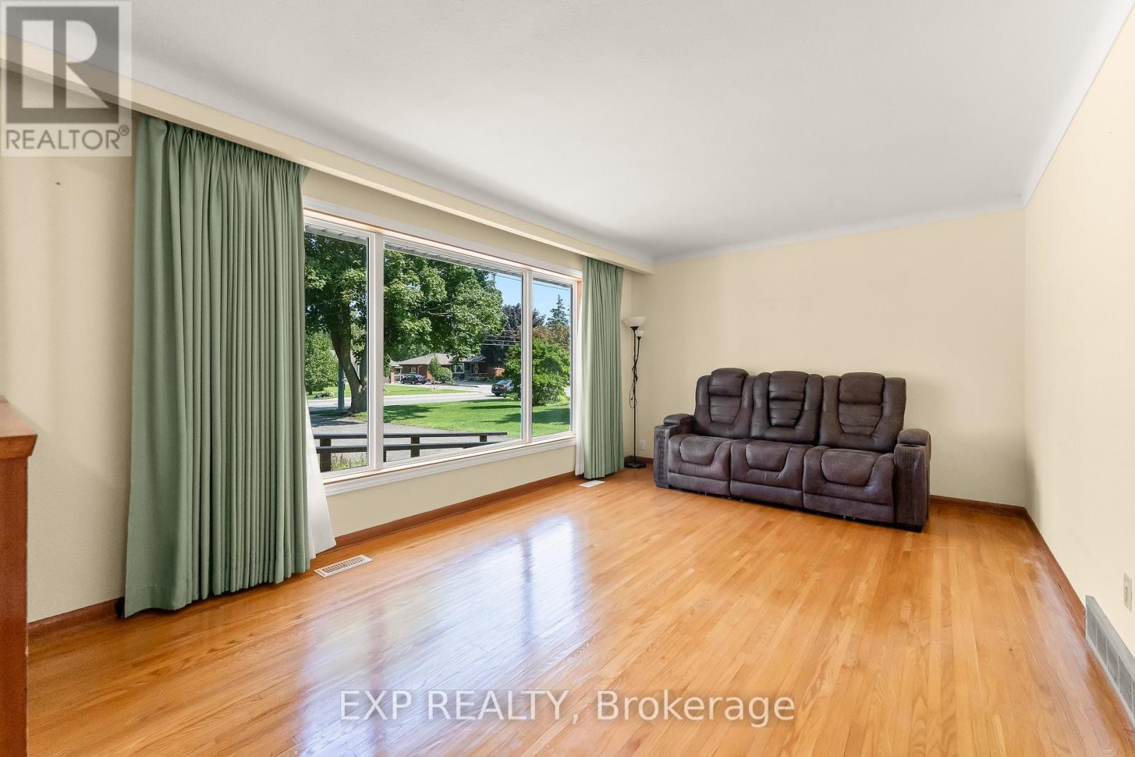 186A LAKESHORE ROAD - Image 8
