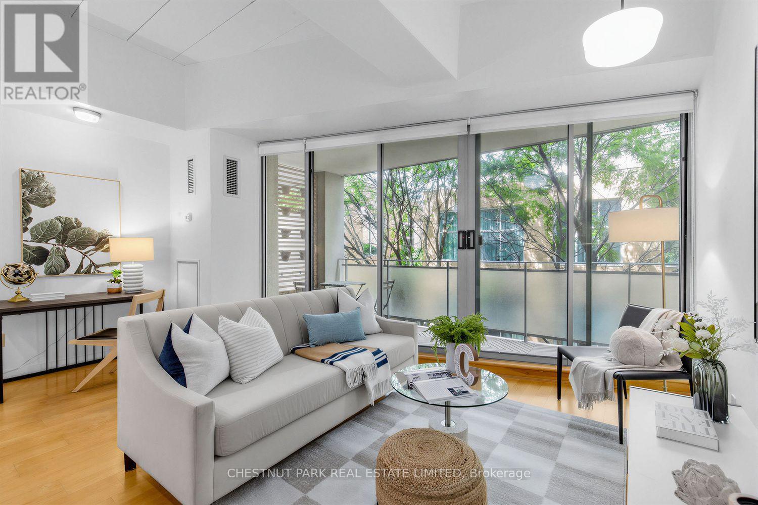 #409 160 BALDWIN STREET - Image 20