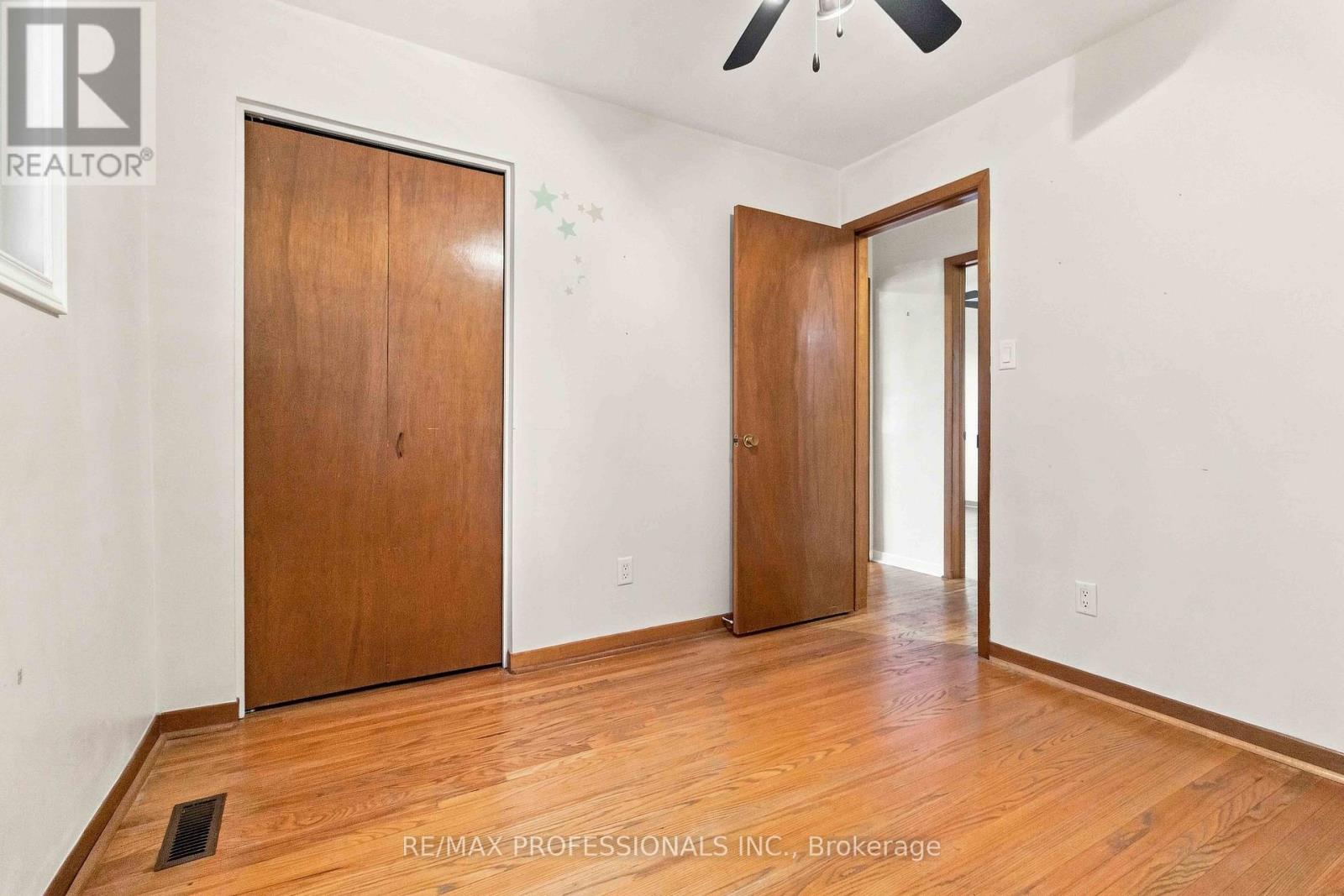 7449 PICKFAIR DRIVE - 21