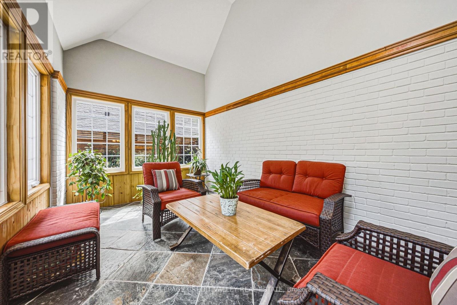 471 THE KINGSWAY - Image 11