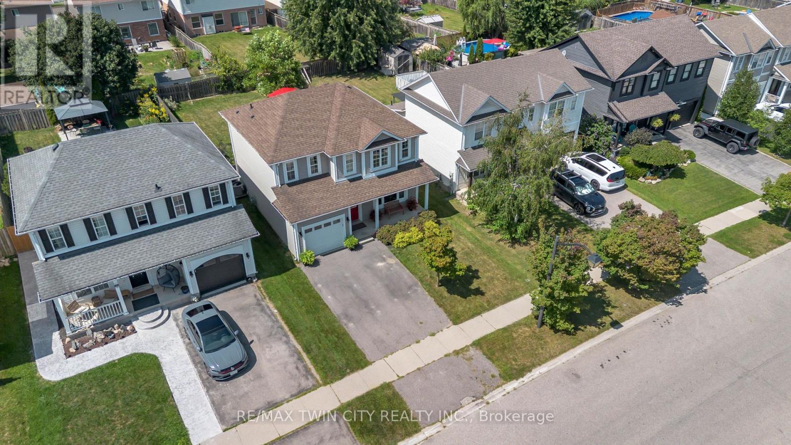 30 STOWE TERRACE - Image 36
