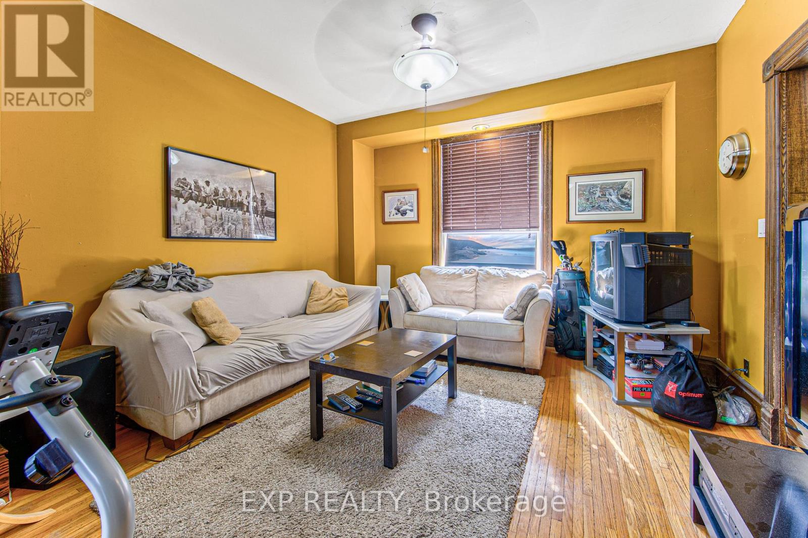 153 FOUNTAIN STREET N - Image 6