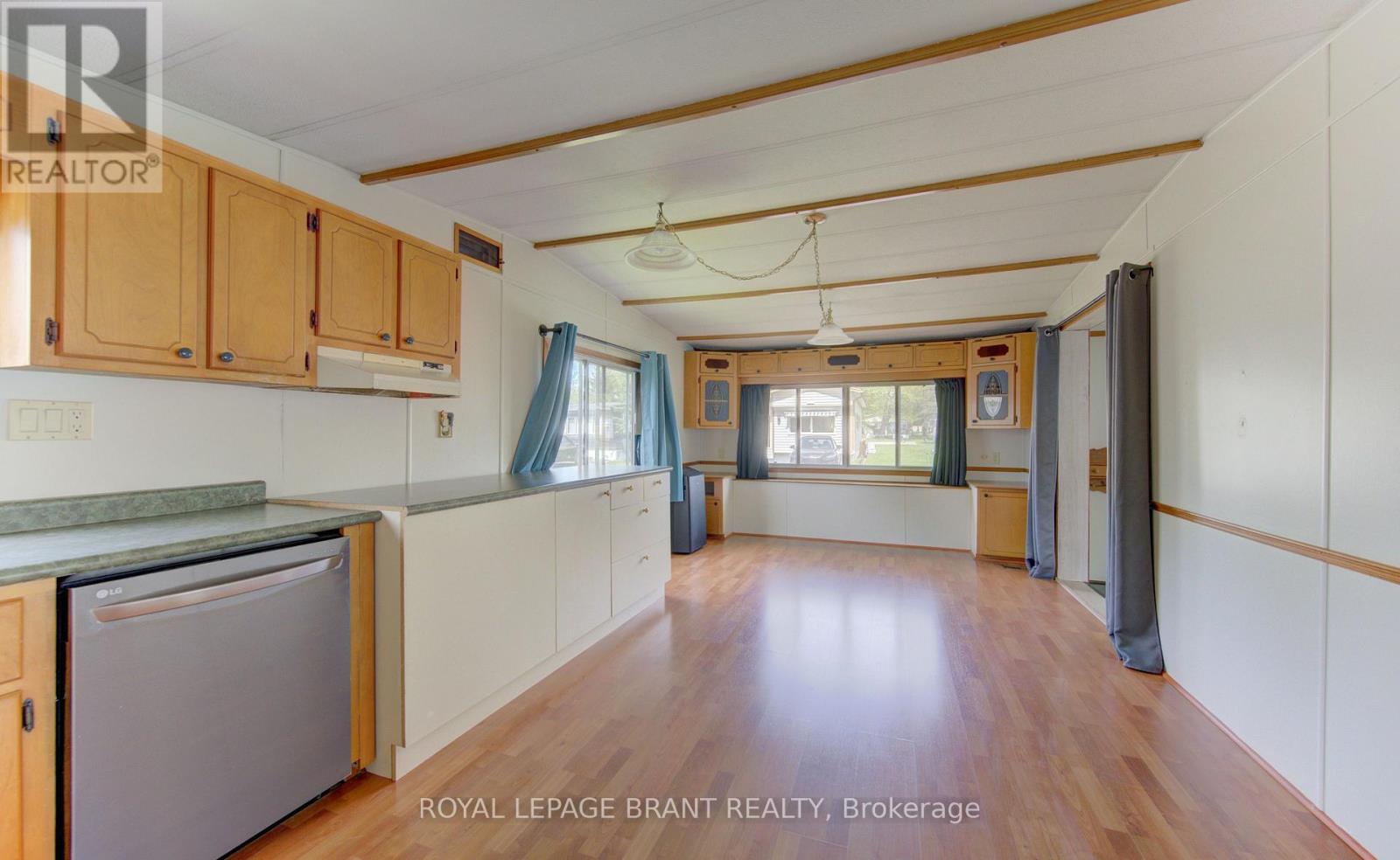 #196 580 BEAVER CREEK ROAD - Image 8